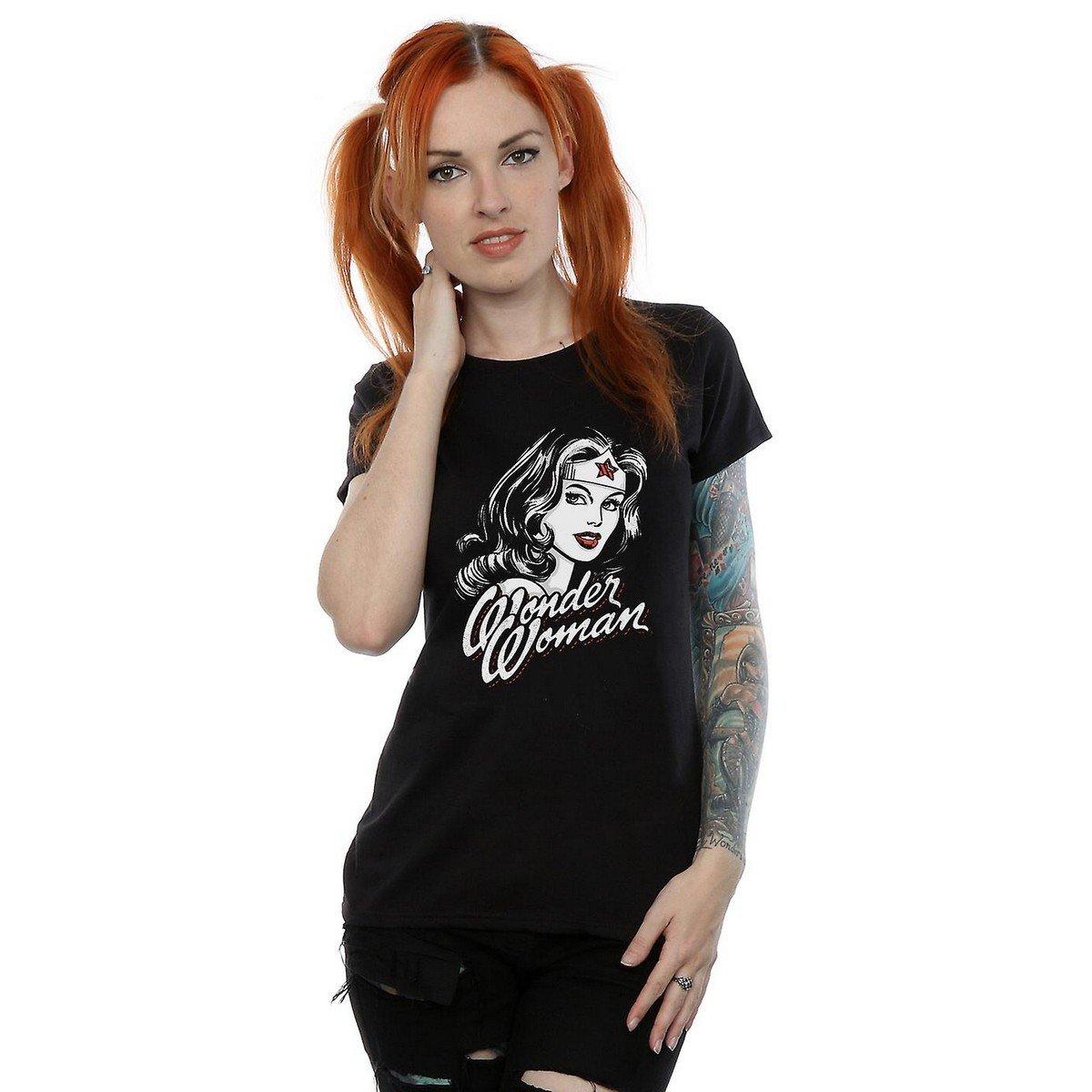 Wonder Woman Wonder Woman Hint T-Shirt  