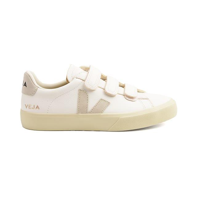 Veja  RECIFE LOGO CHROMEFREE LEATHER-40 