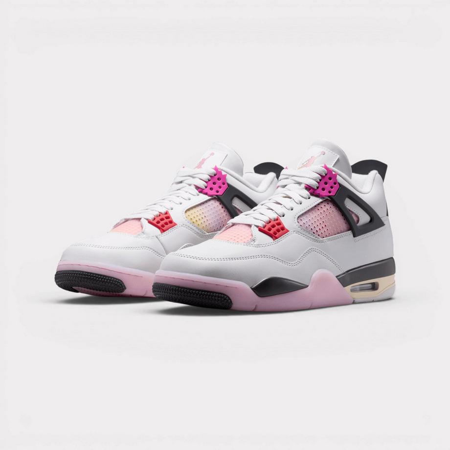 NIKE Air Jordan 4 Retro Sneaker  