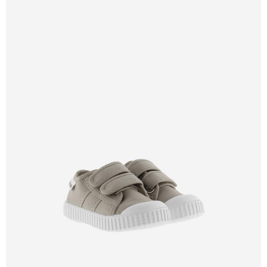 Victoria Baskets à scratch enfant  1915 toile  