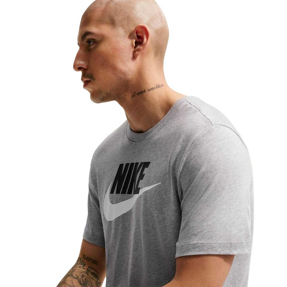 NIKE  Sportswear Club T-Shirt 