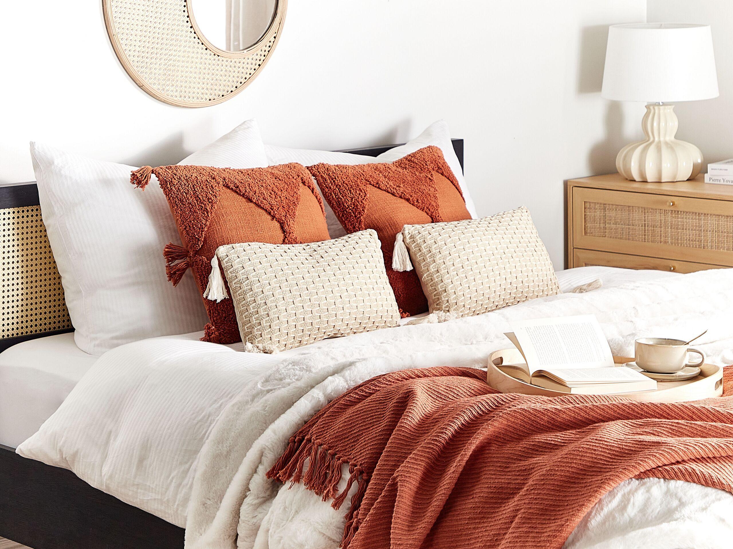 Beliani Lot de 2 coussins décoratifs en Polyester Boho HAKONE  