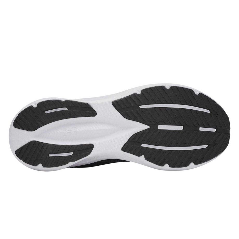 UNDER ARMOUR Baskets Assert 11  