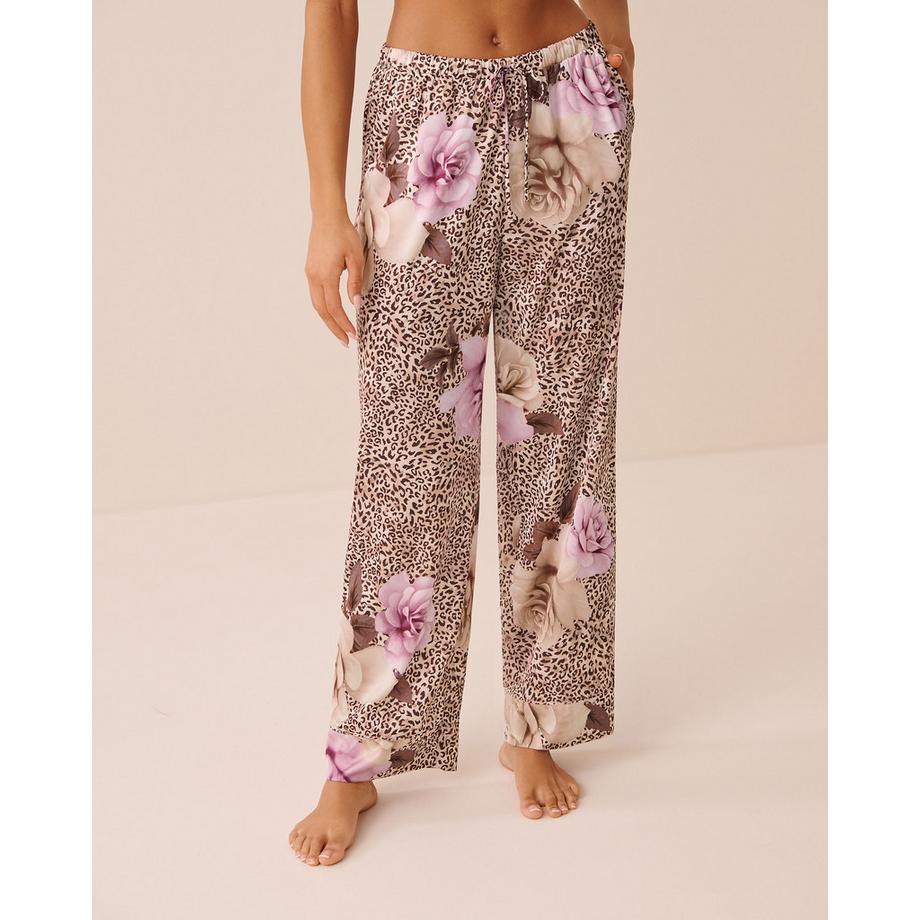 Satin-Hose mit floralem Leopardenmuster