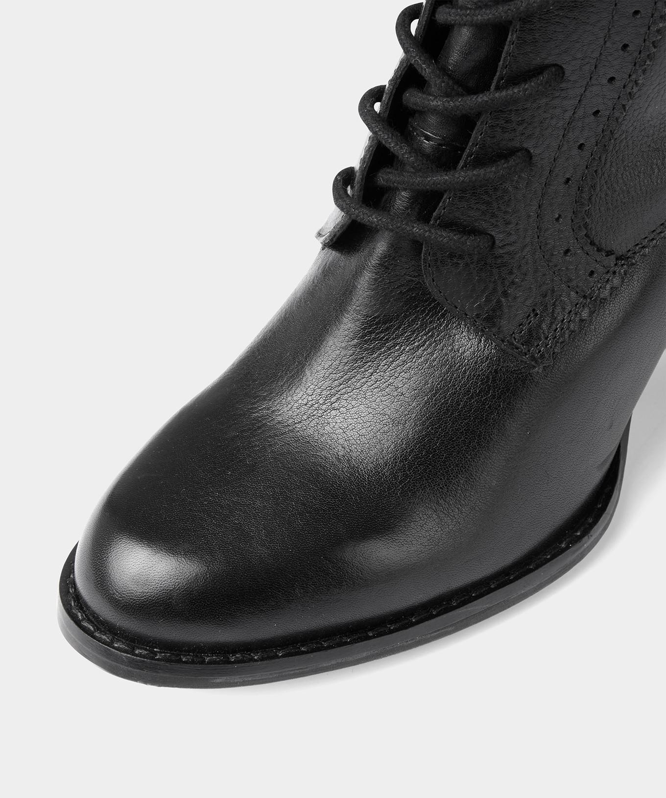 Joe Browns  Geprägte Lederstiefel mit Seitenreißverschluss & Schnürung 