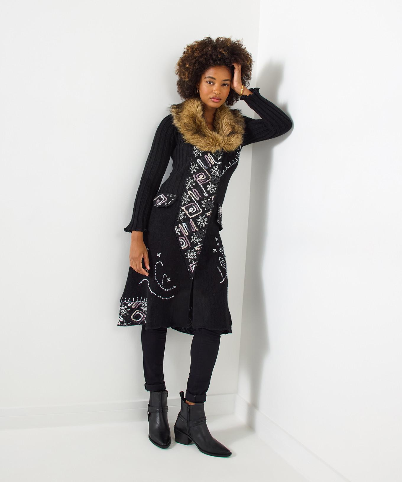 Joe Browns Strickjacke mit Kunstfellkragen  