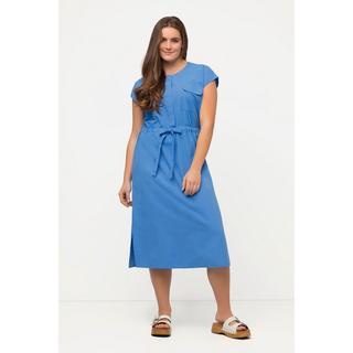 Ulla Popken  Robe midi, sans manches. Style Utility, avec décolleté en V. Coton bio. 