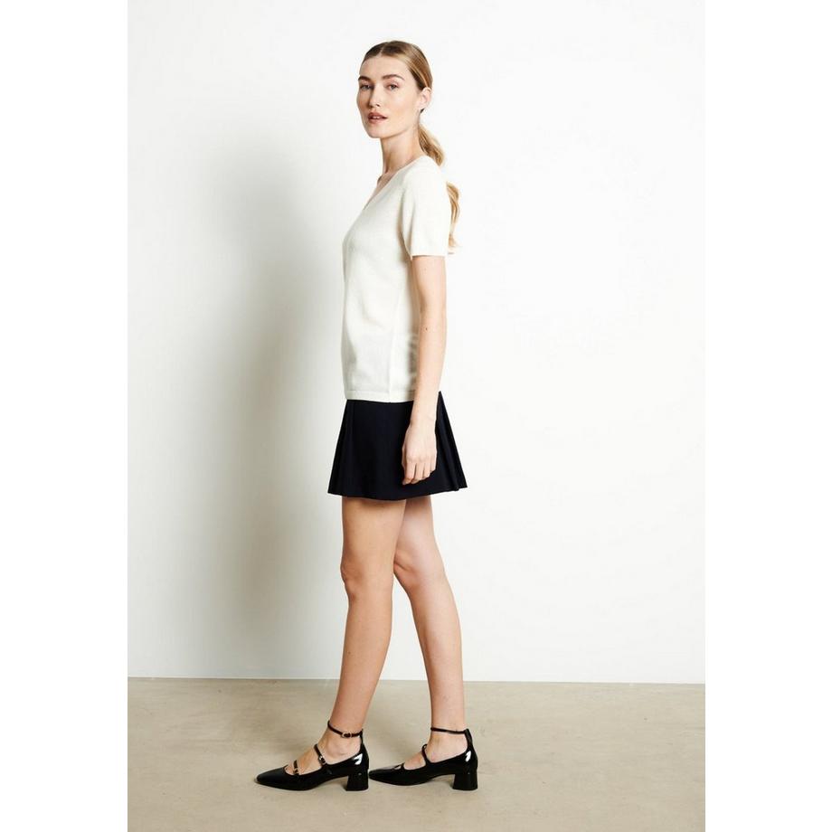 Studio Cashmere8 LILLY 14 Pull Col V Manches Courtes  