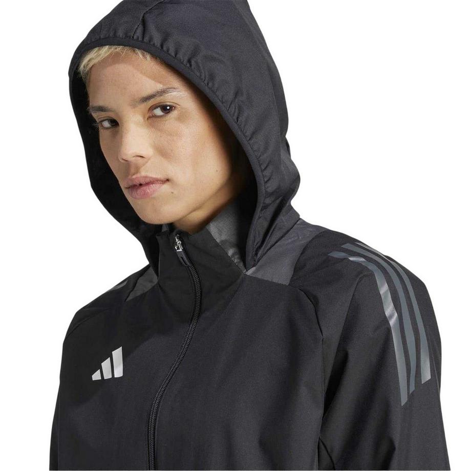 adidas Anorak Tiro 24 con Cappuccio e Maniche Raglan  