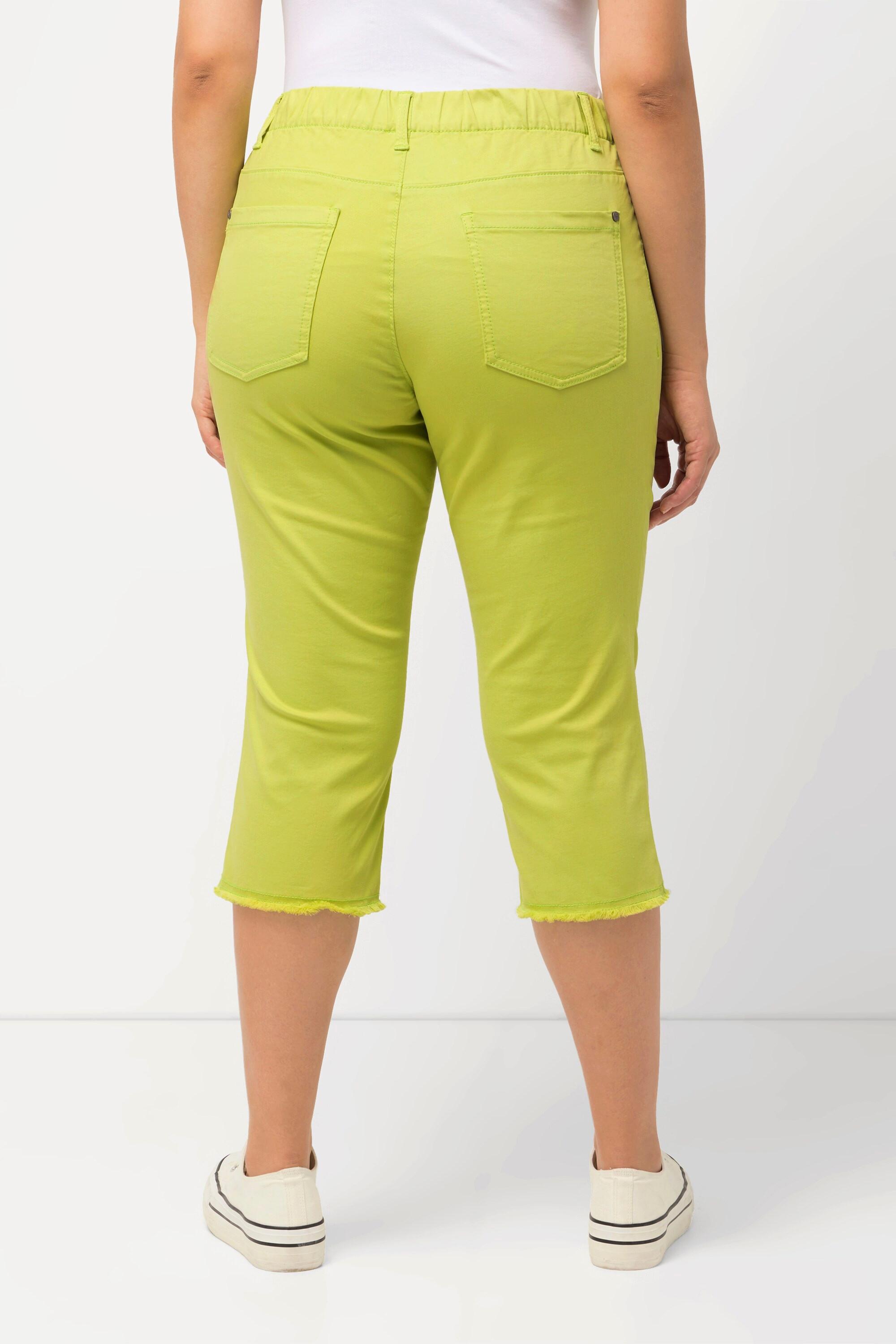 Ulla Popken  Pantaloni Capri a 7/8 modello Sienna in tessuto elasticizzato con orli sfrangiati e taglio della gamba aderente 