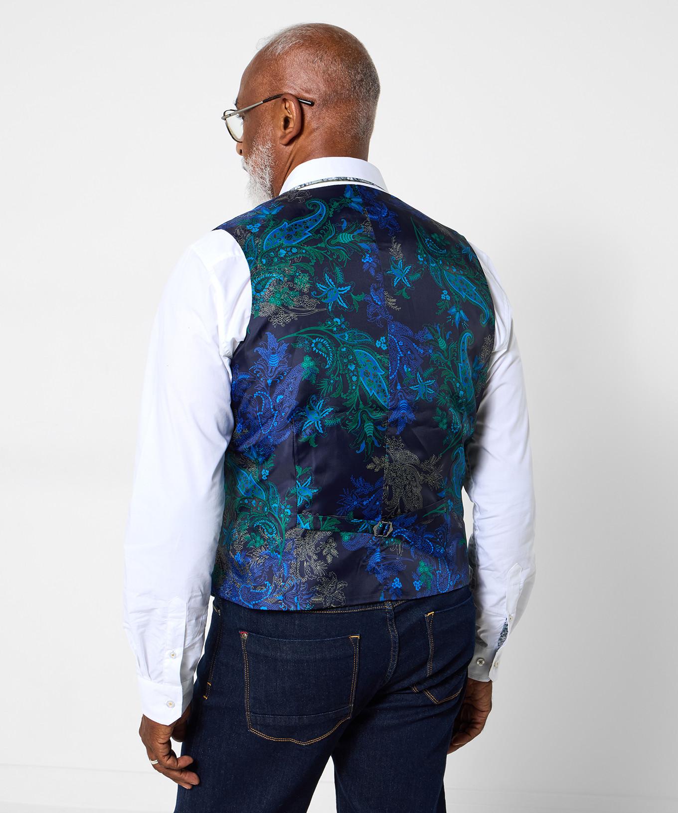 Joe Browns Karo Weste mit Kontrastknöpfen Regular Fit  