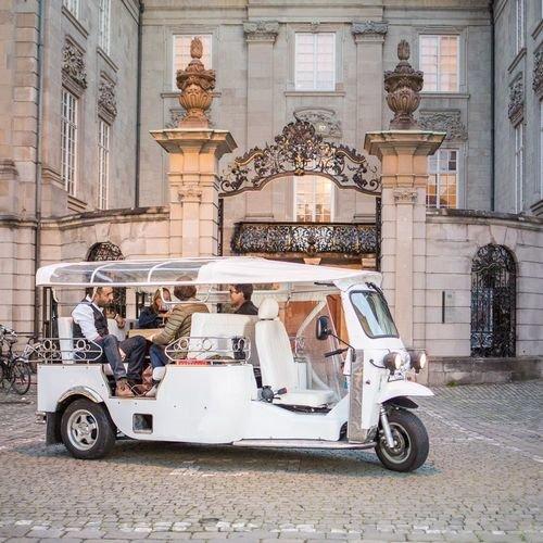 Geschenkidee  Fondue TukTuk City Tour (pour 4 personnes) 