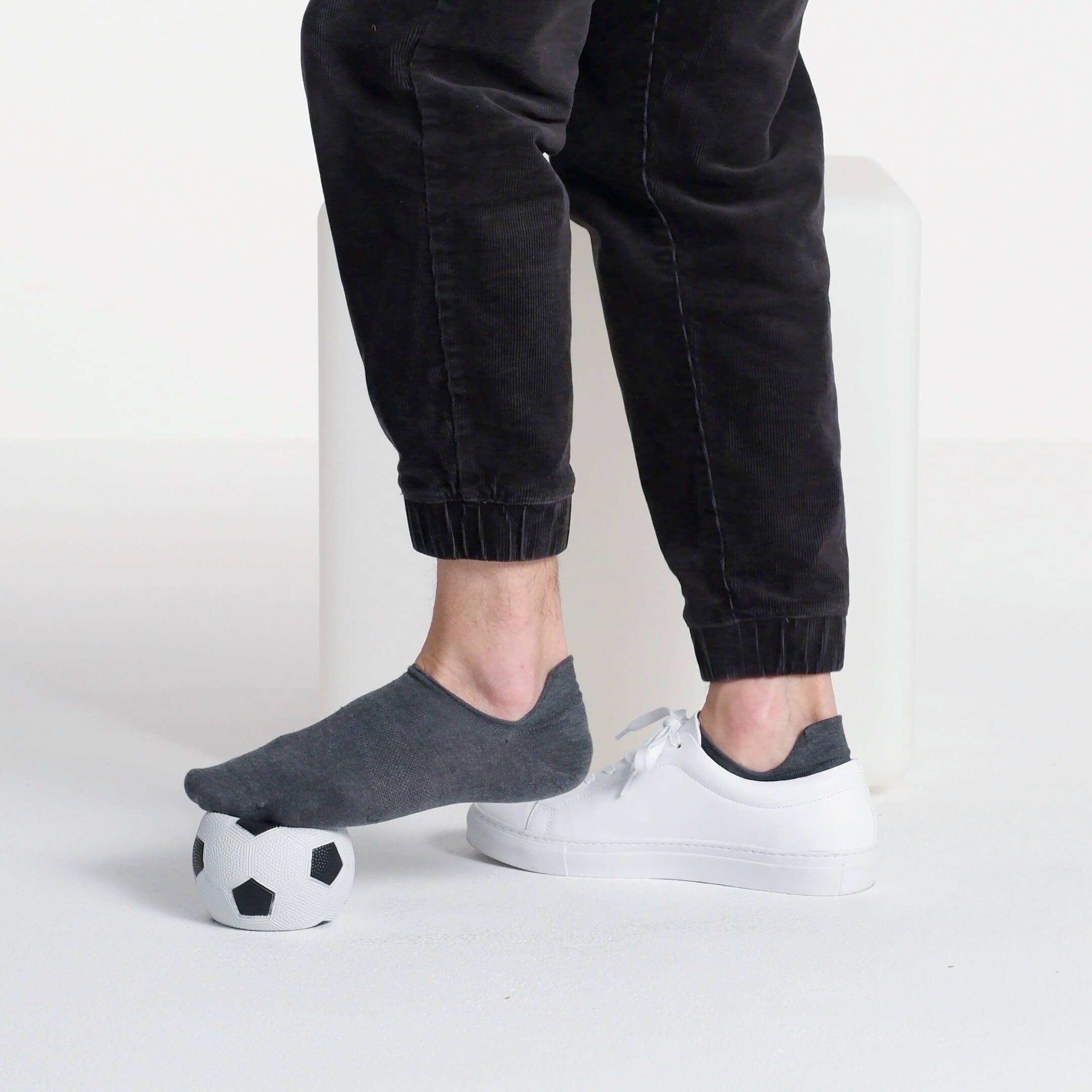 Blacksocks  Organic Sneaker Socks in Grau 