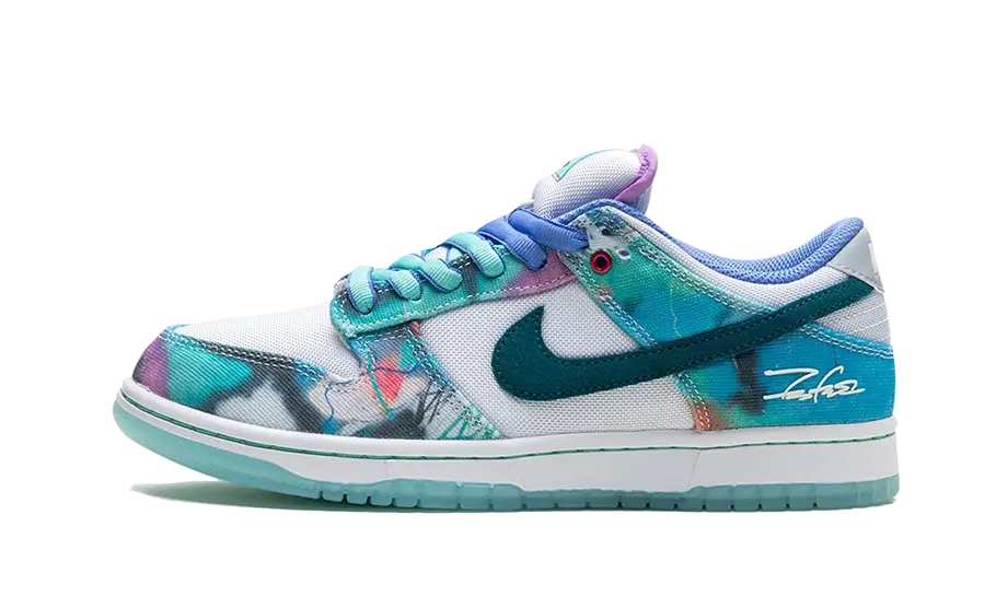 NIKE  SB Dunk Low Futura Laboratories Bleached Aqua 