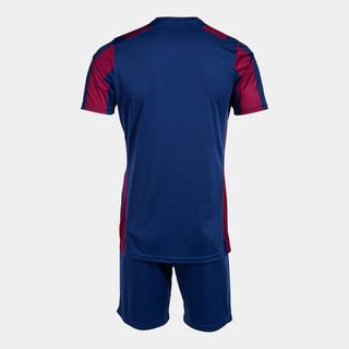Joma  set aus trikot, shorts und socken 