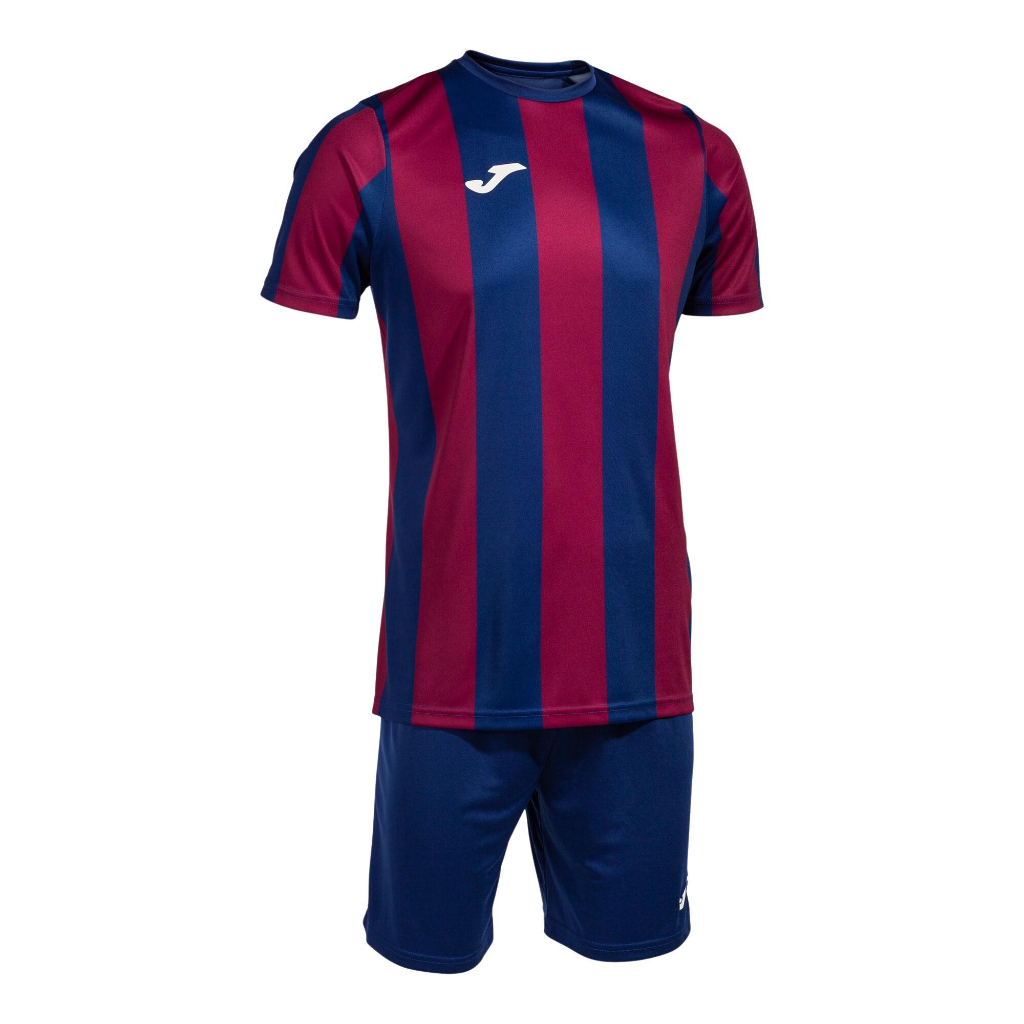 Joma  set aus trikot, shorts und socken 