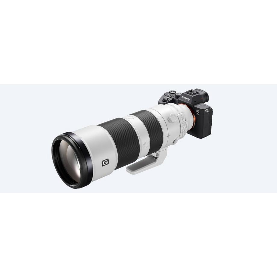 SONY  Objectif hybride  FE 200-600mm f/5.6-6.3 G OSS blanc 