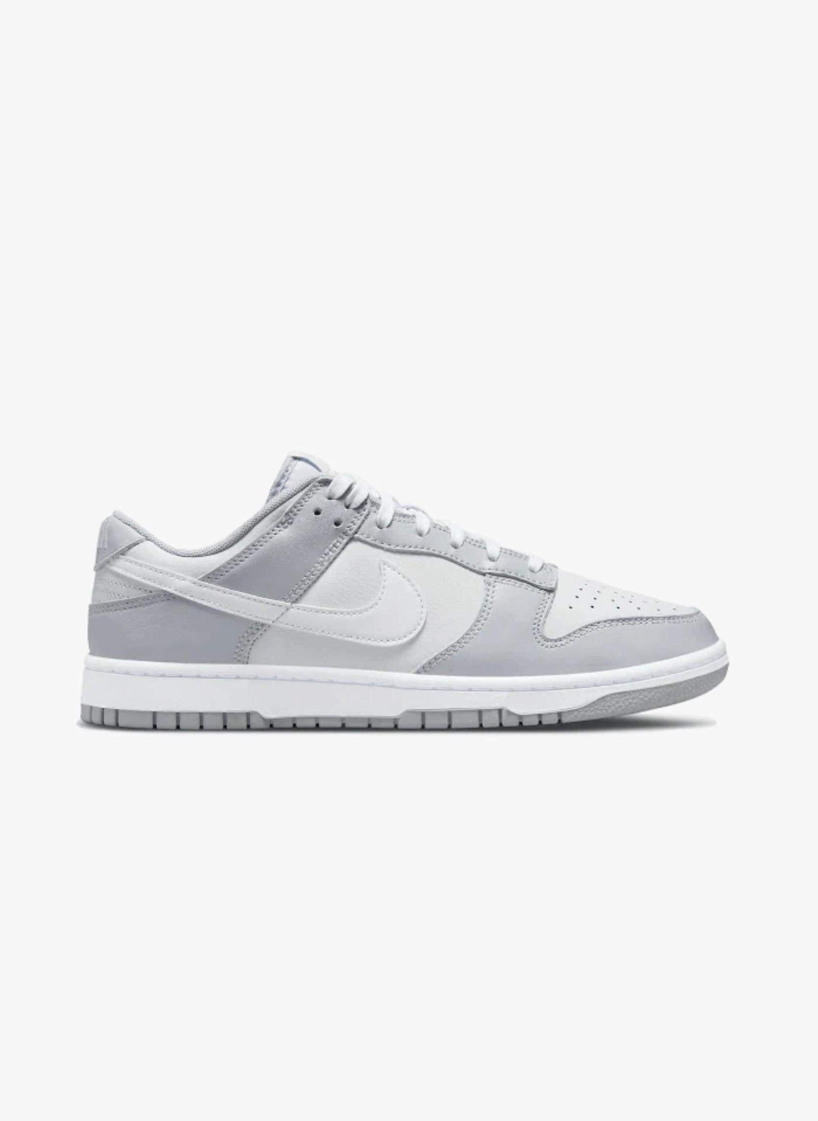 NIKE  Dunk Low Two Tone Grey 