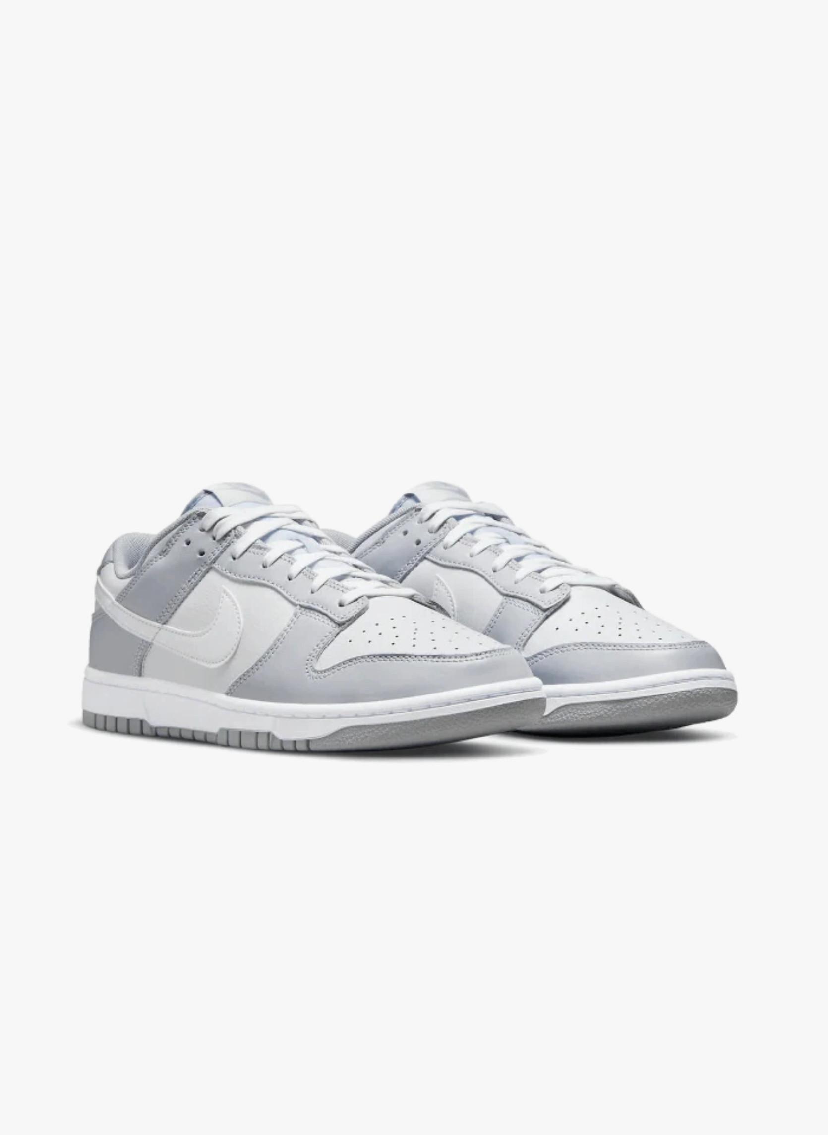 NIKE  Dunk Low Two Tone Grey 