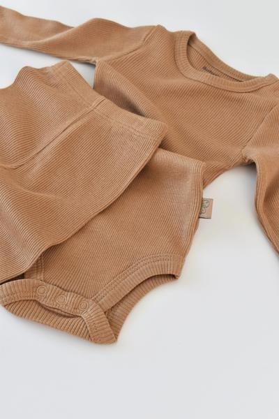 BabyCosy Organic  Set, Strickhose mit Fuß, Body langarm, Mütze 