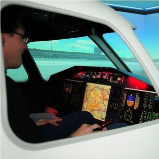 Geschenkidee  Flugsimulator von Zürich nach Innsbruck (1 Person) 