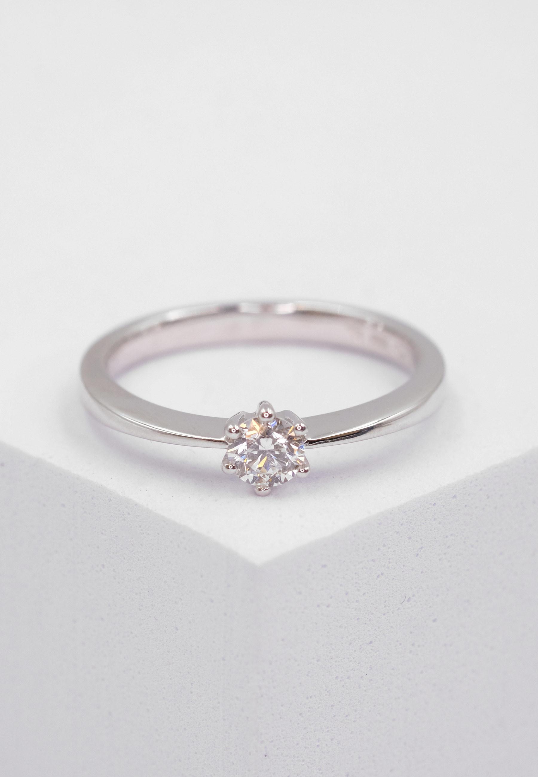 MUAU Schmuck  Solitaire Ring Diamant 0.25ct. Weissgold 750 