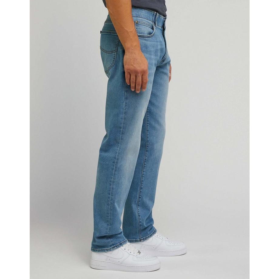 Lee Extreme Motion MVP Straight Fit Jeans  