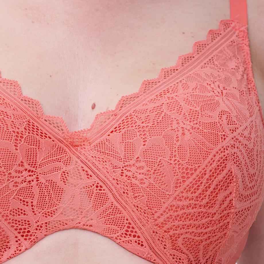 Chantelle Floral Touch Soutien-gorge Rembourré à Armatures  