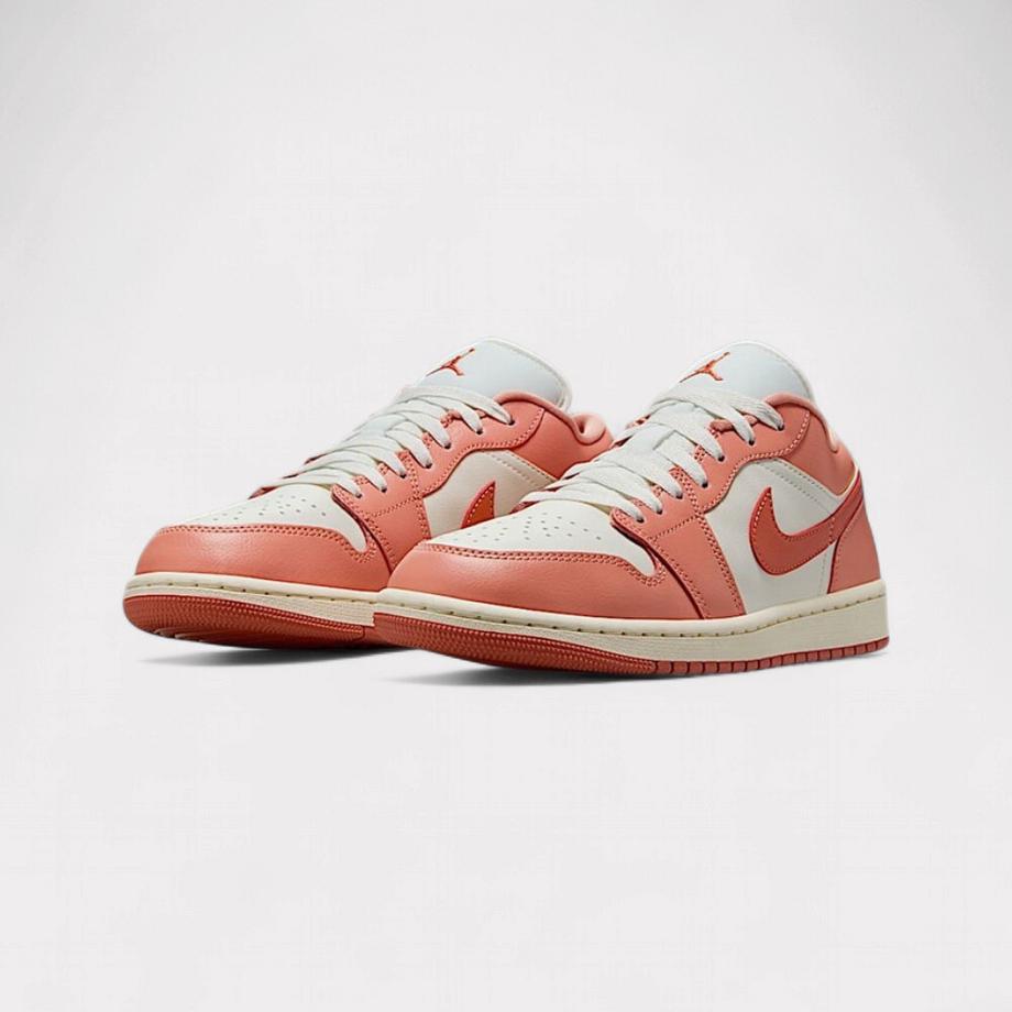 NIKE  Air Jordan 1 Low - Madder Root 