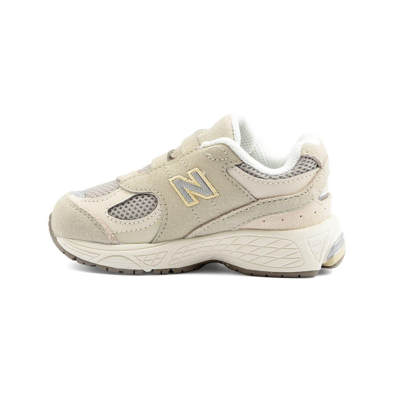 new balance  2002 