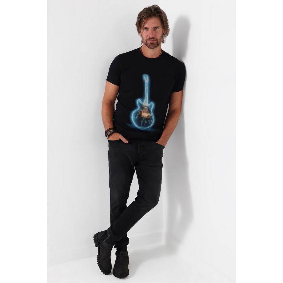 Joe Browns T-Shirt mit Neon-Gitarre  