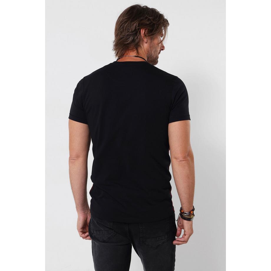 Joe Browns T-Shirt mit Neon-Gitarre  