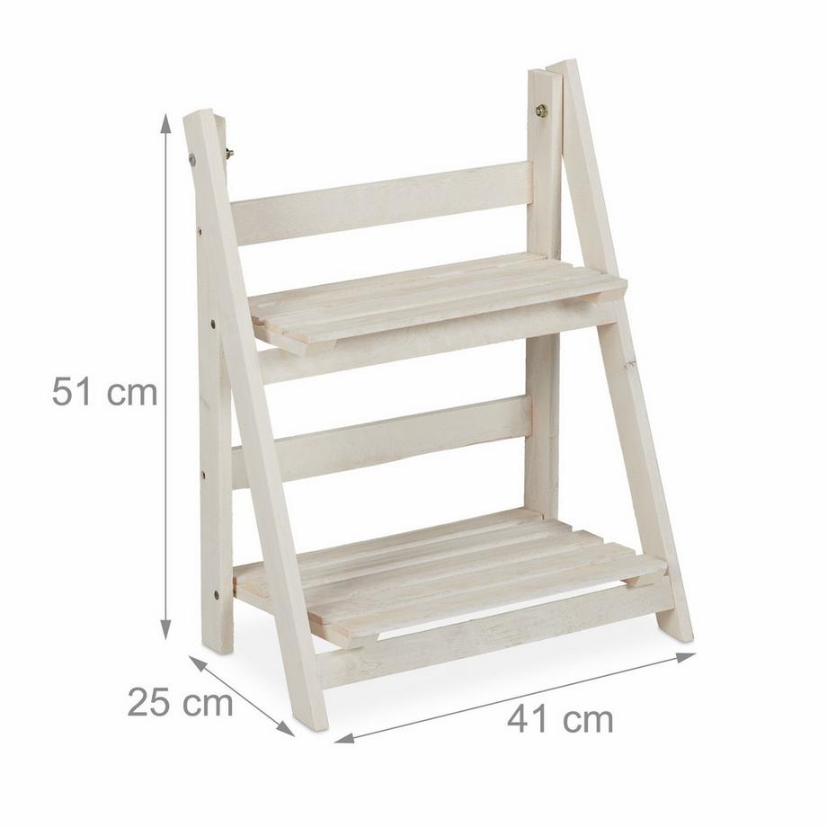 B2X Weiße Treppe mit Holzblumen  