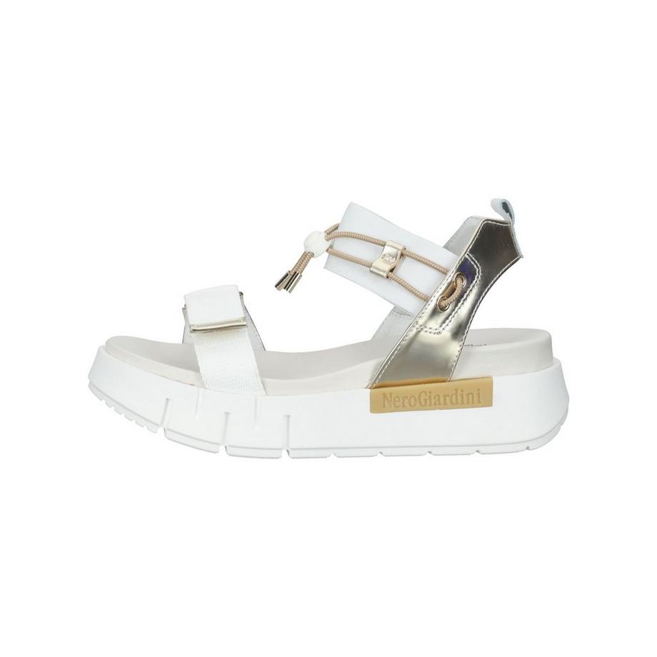 Nero Giardini Sandali con zeppa  