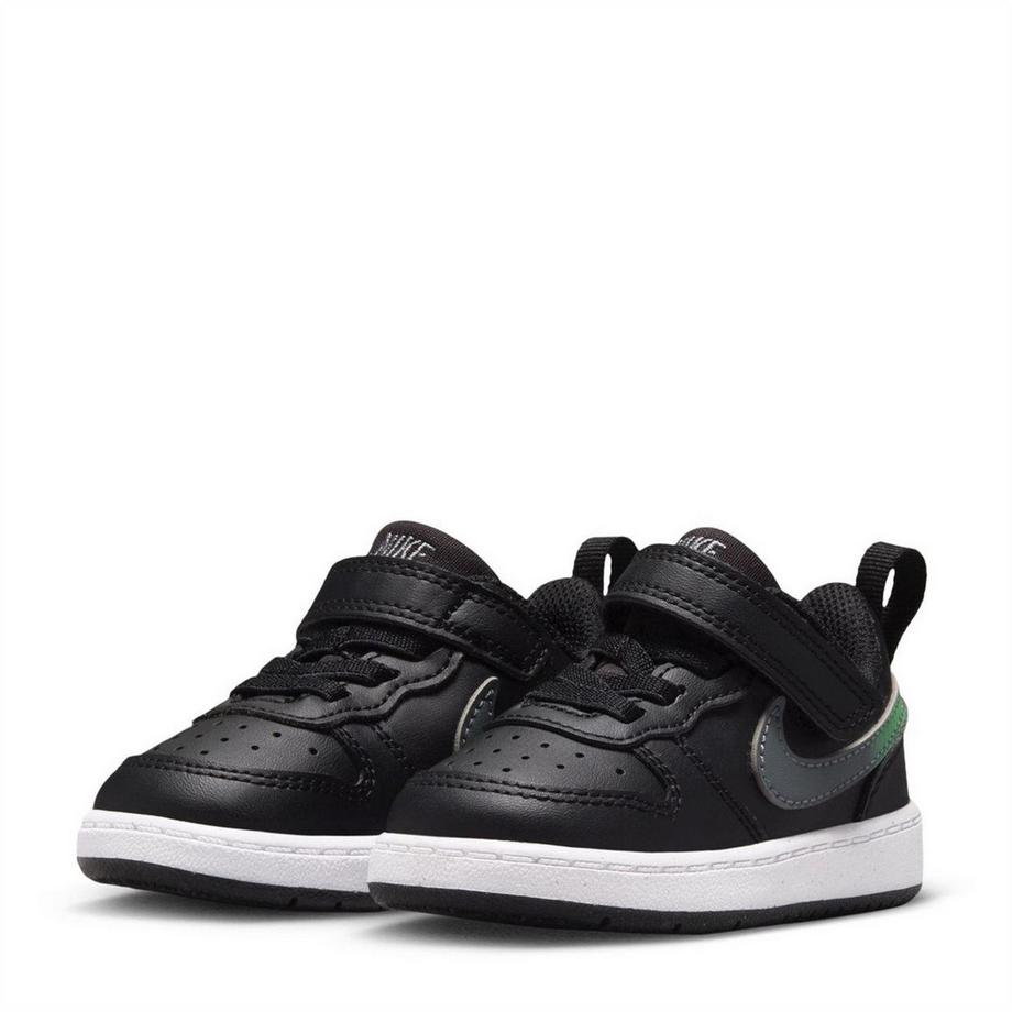 NIKE Baskets Court Borough en Cuir  