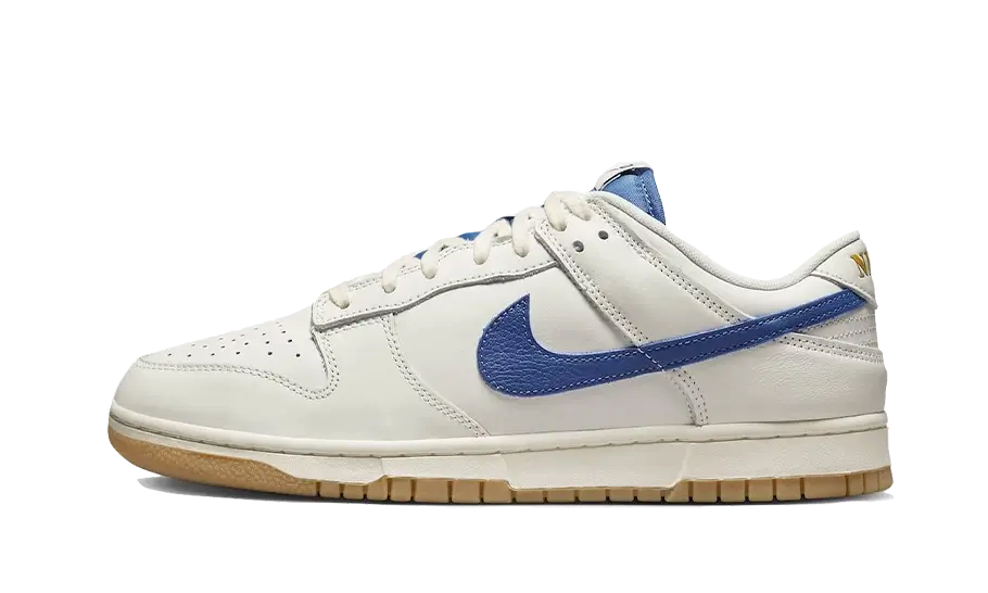 NIKE  Dunk Low SE Sail Dark Marina 