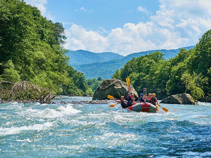 Smartbox  Descente en rafting palpitante à 2 durant 3h30 avec un snack - Coffret Cadeau 