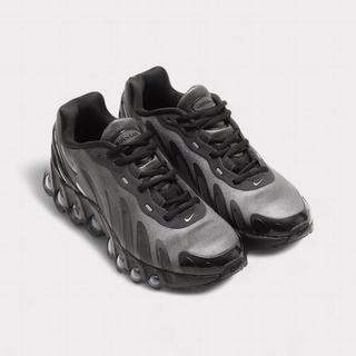 NIKE  Air Max Dn8 - Black Metallic Grey 