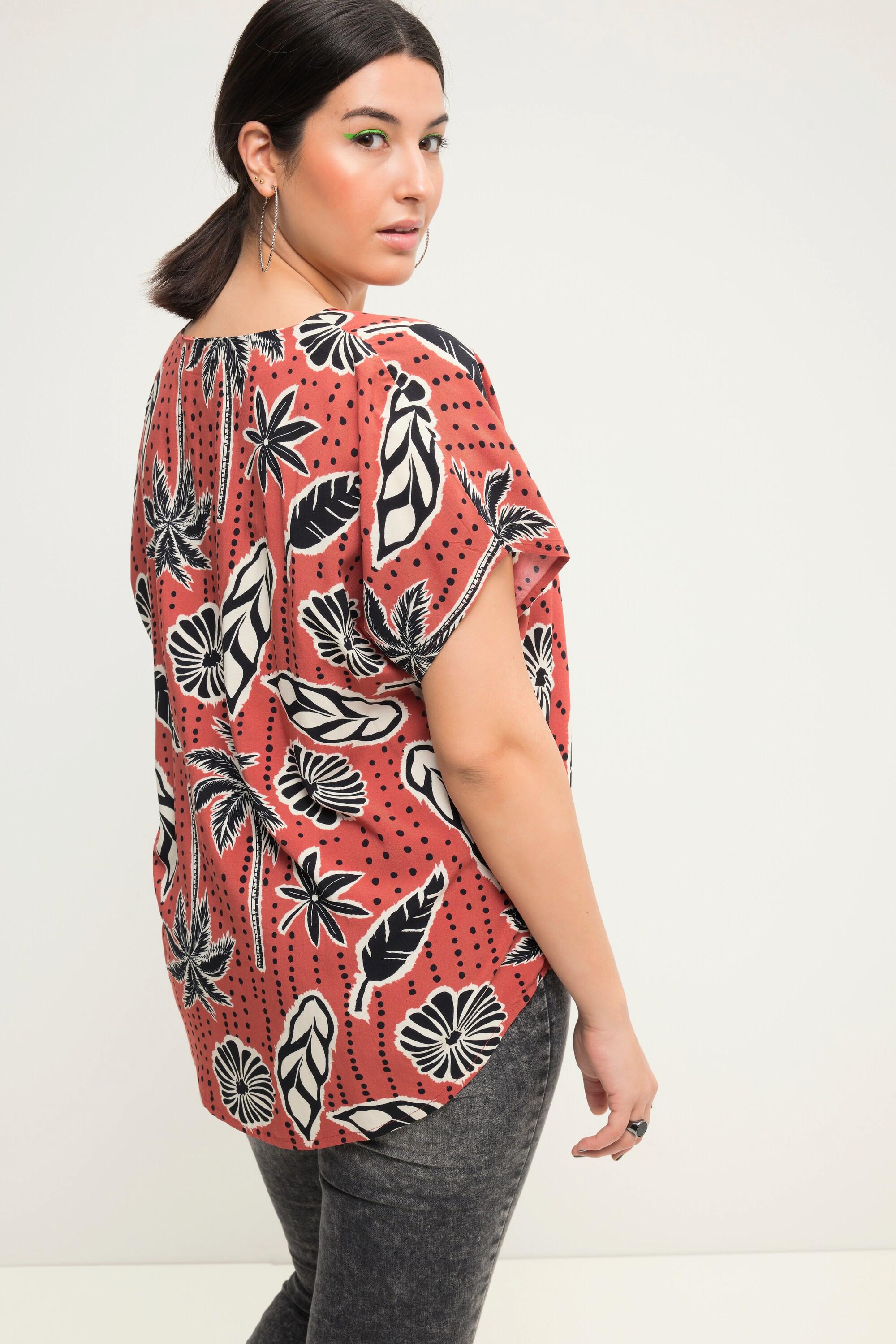 Studio Untold  Blouse oversized à encolure en V et imprimé feuilles de palmier 