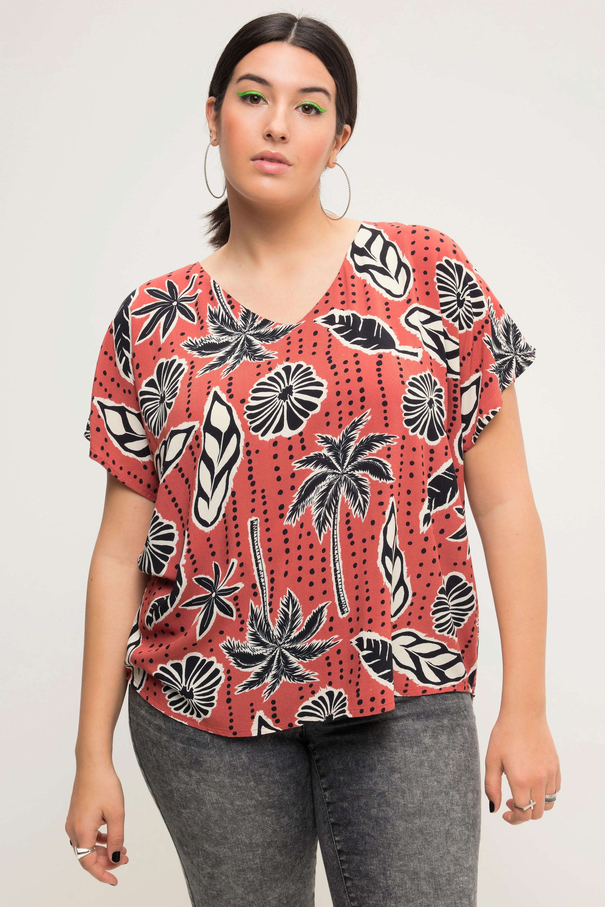 Studio Untold  Blouse oversized à encolure en V et imprimé feuilles de palmier 