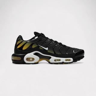 NIKE  Air Max Plus - Black University Gold 
