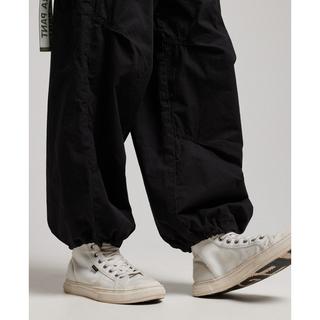 Superdry  baggy-hose fallschirmjägerin 