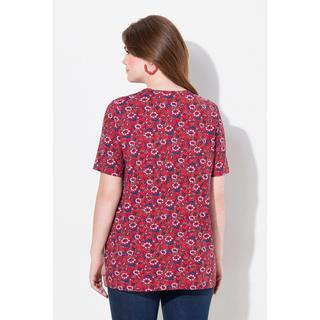 Ulla Popken  T-shirt dal taglio svasato con fiori, scollatura a V e mezze maniche 