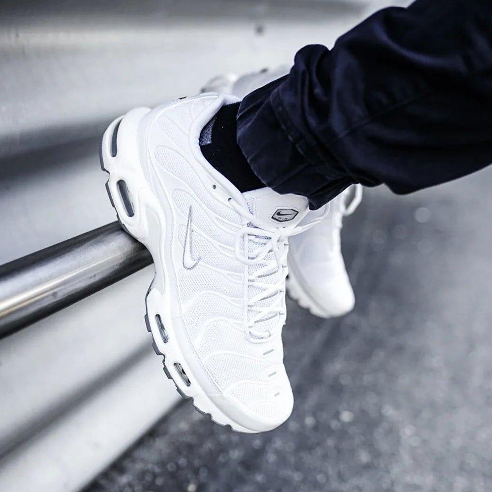 NIKE  Air Max Plus - Triple White 