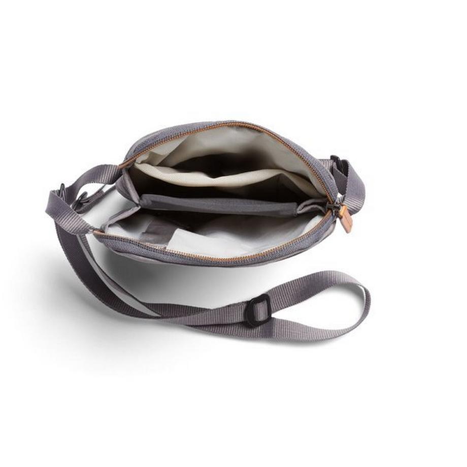 bellroy City Pouch Premium Stormy Grey  