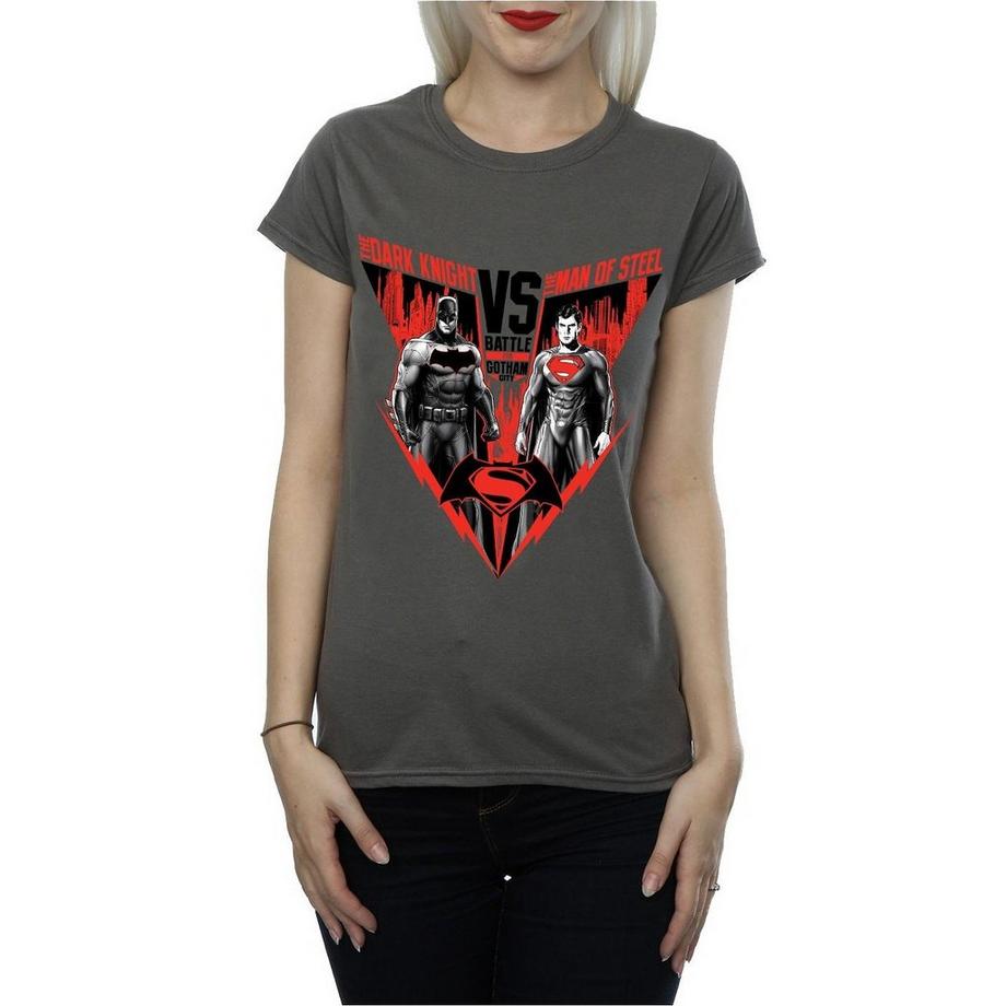 DC COMICS Batman v Superman Battle Gotham T-Shirt  