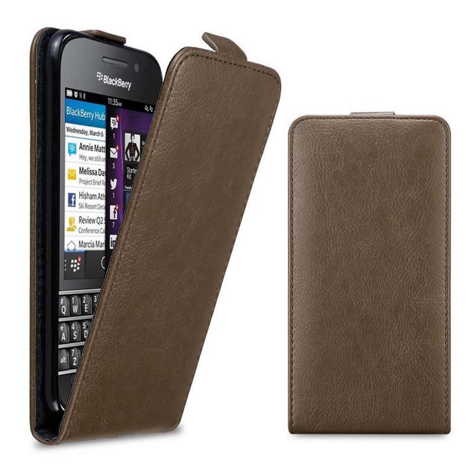Cadorabo  Housse compatible avec Blackberry Q10 - Coque de protection au design flip avec fermeture magnétique 