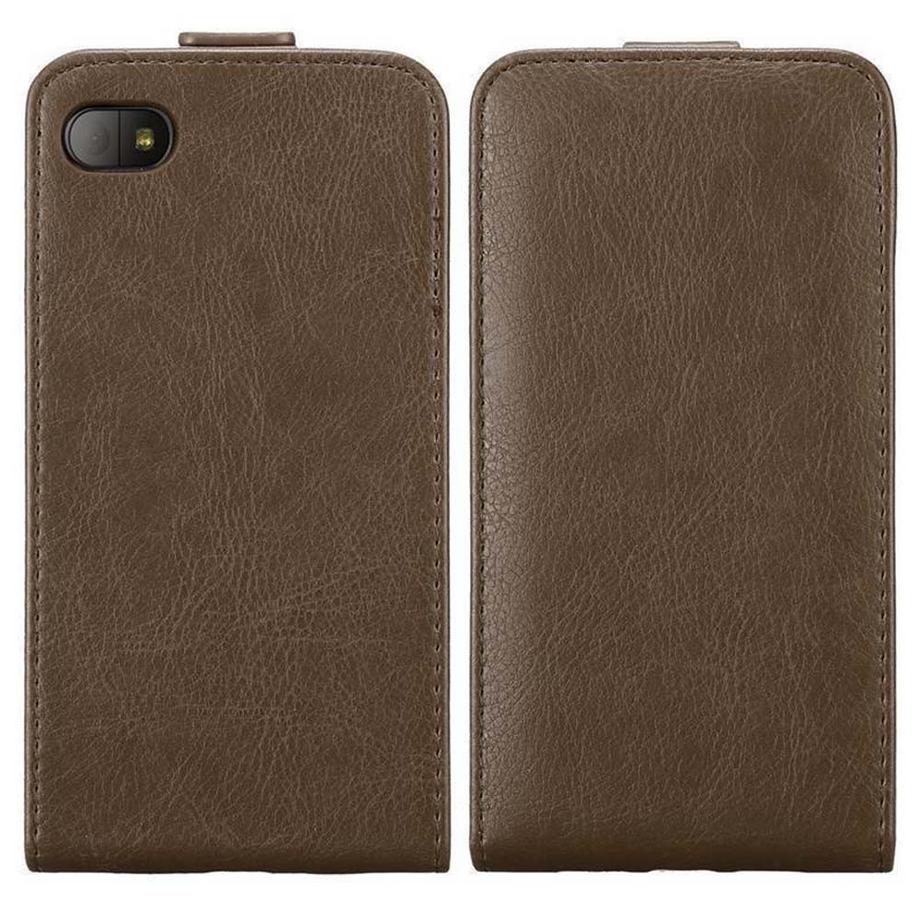 Cadorabo  Housse compatible avec Blackberry Q10 - Coque de protection au design flip avec fermeture magnétique 