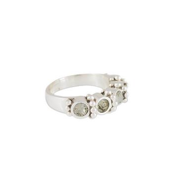 Ring mit Steinen "Mia"