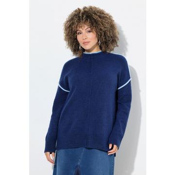 Maglione a righe dal taglio oversize con maniche lunghe e collo alto